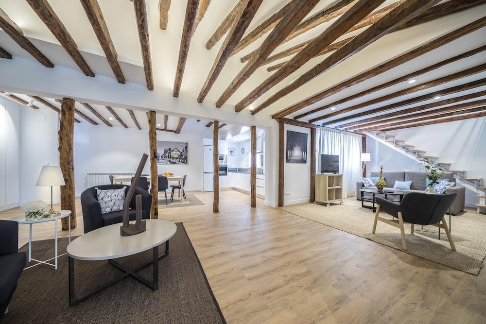 Slow Suites Augusto Madrid Buitenkant foto